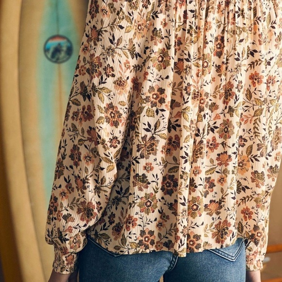 Faherty Floral Top - Picture 5 of 9